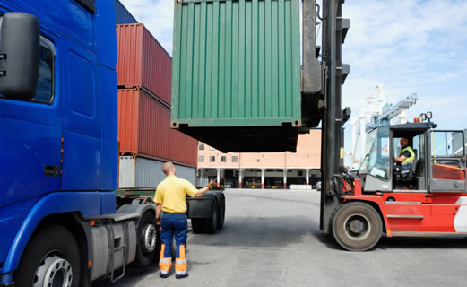 Tr&aacute;mites de importaci&oacute;n y exportaci&oacute;n